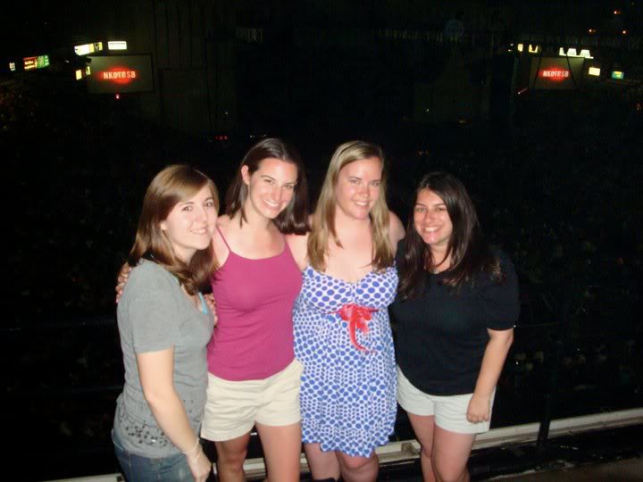 Girls at the NKOTBSB concert
