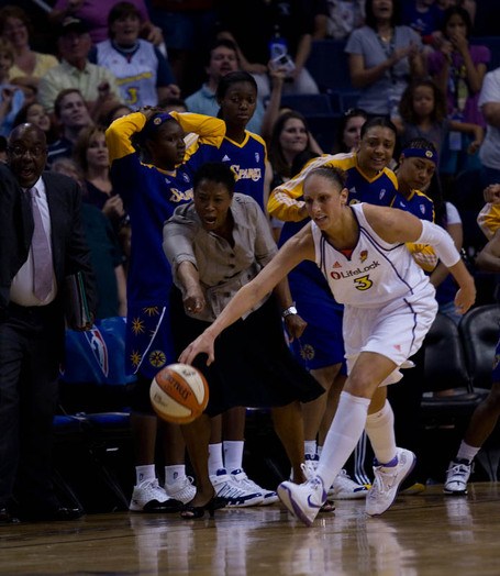 20100604-mercury-vs-sparks-223_medium