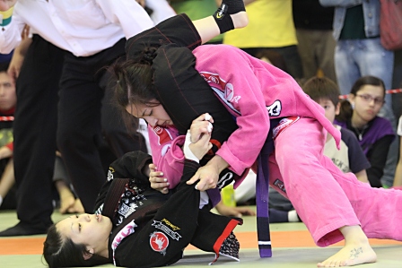 Ricaco Yuasa (in black) at DUMAU International 2011